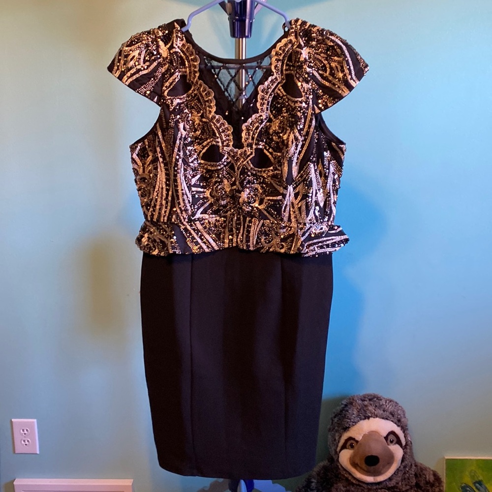 Nikibiki Women’s Large Black Sequin Dress